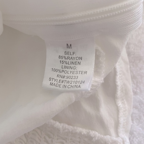 Kendall & Kylie Long Sleeve White Top - Picture 5 of 5